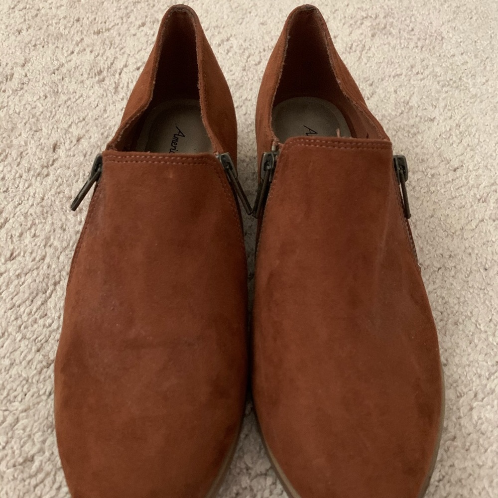 American Eagle Brown Suede Zipped Mules